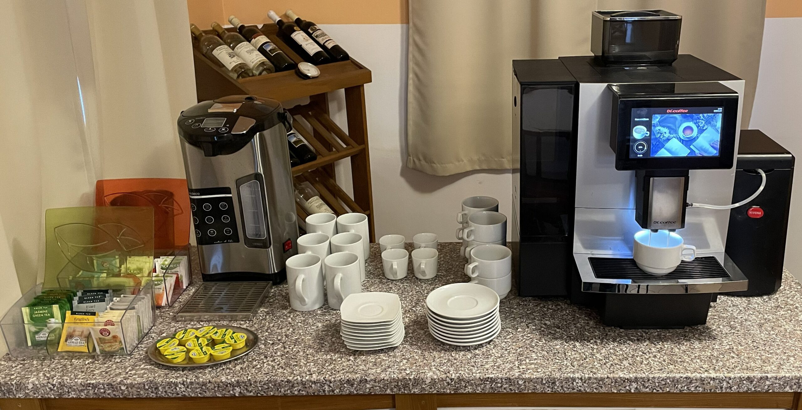 Kávovar a ohřívač vody na čas - ubytování v Krušnohorském penzionu Javor se stravováním