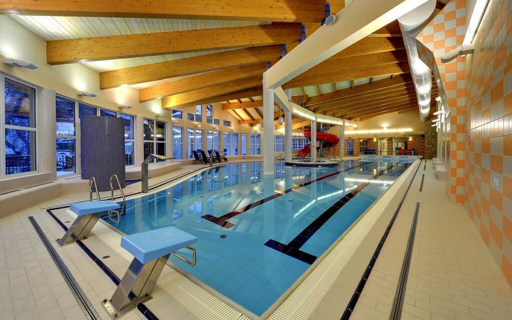 bazén v lázeňském domě Agricola Jáchymov - léto a zima v Krušnohorském penzionu Javor